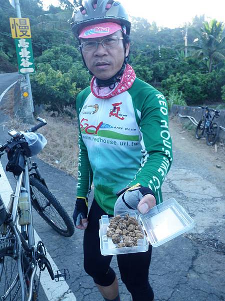 PB230029.JPG PB230029.JPG