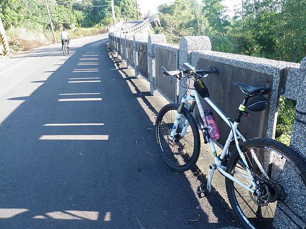 PB230030.JPG PB230030.JPG