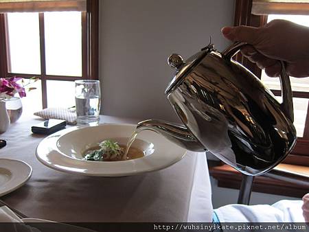 之後再加入高湯底