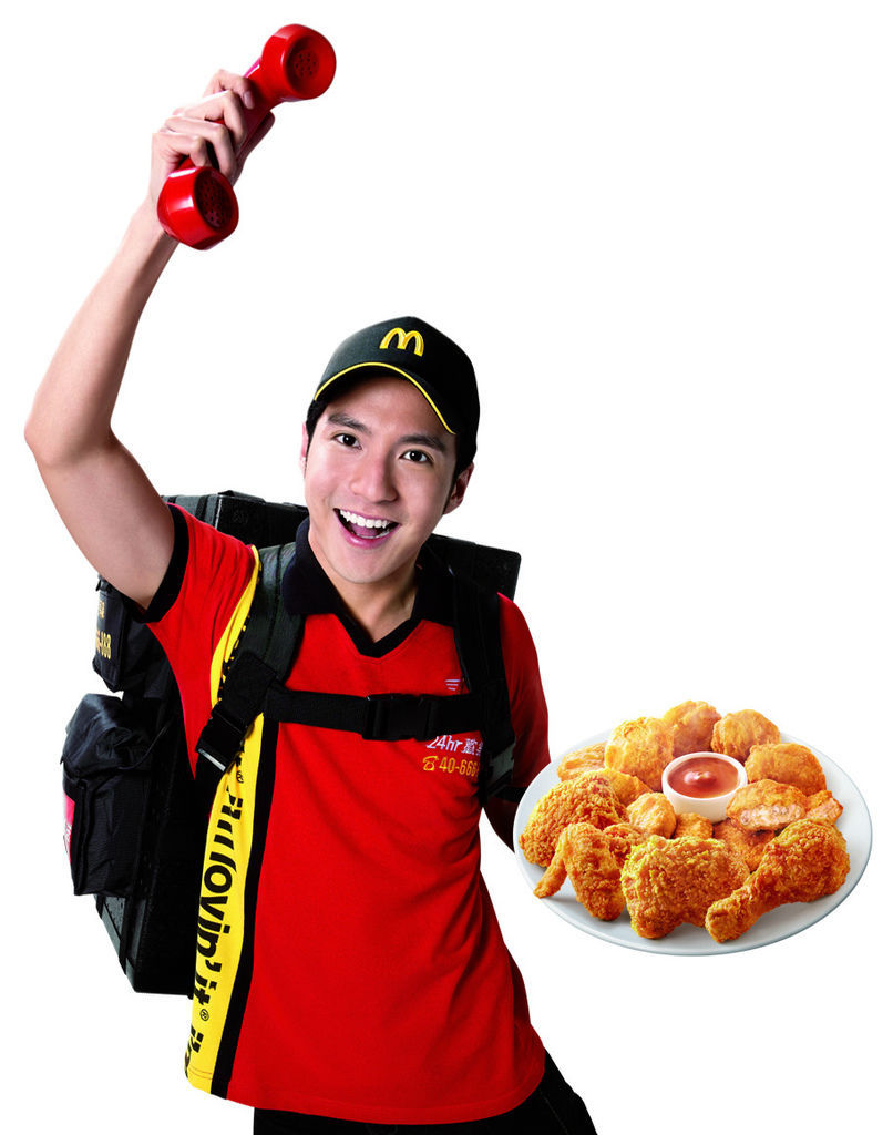 M M