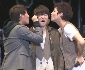 090513 [FC DVD] Bigeast 3rd Fanclub Event_Extra Movie[(043067)03-24-04].JPG