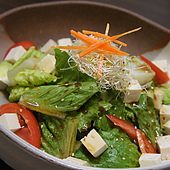 1379845593-18882831_q 1379845593-18882831_q