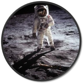 阿姆斯壯兄,不是鋼鍊那個