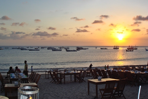 金巴蘭海攤4.JPG 金巴蘭海攤4.JPG