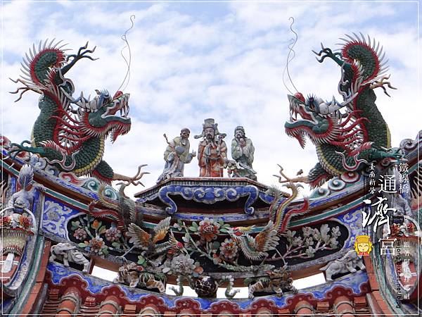 新營鐵線橋通濟宮 新營鐵線橋通濟宮