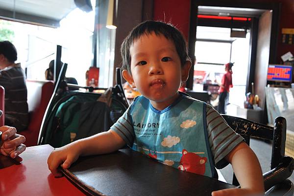 DSC_0102.JPG DSC_0102.JPG