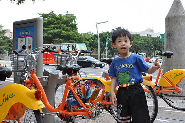 DSC_0017.JPG DSC_0017.JPG