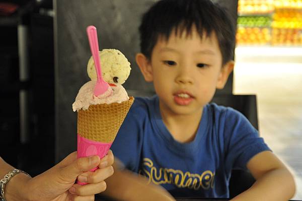 DSC_0043.JPG DSC_0043.JPG