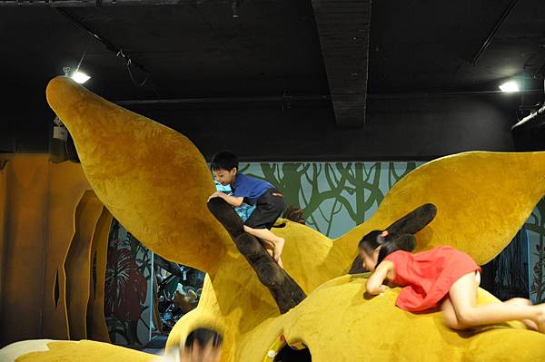 DSC_0085.JPG DSC_0085.JPG