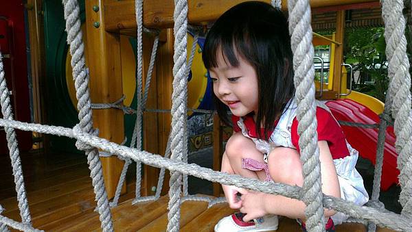 1404251359066 1404251359066