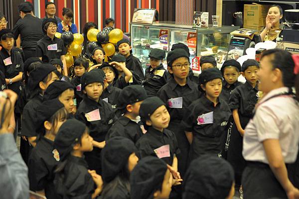 DSC_0057.JPG DSC_0057.JPG