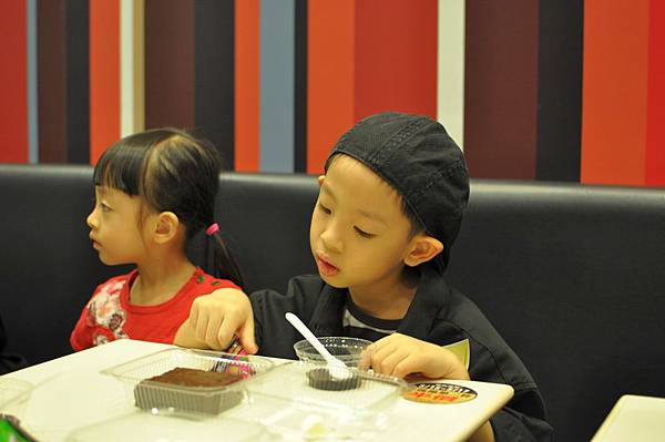 DSC_0079.JPG DSC_0079.JPG