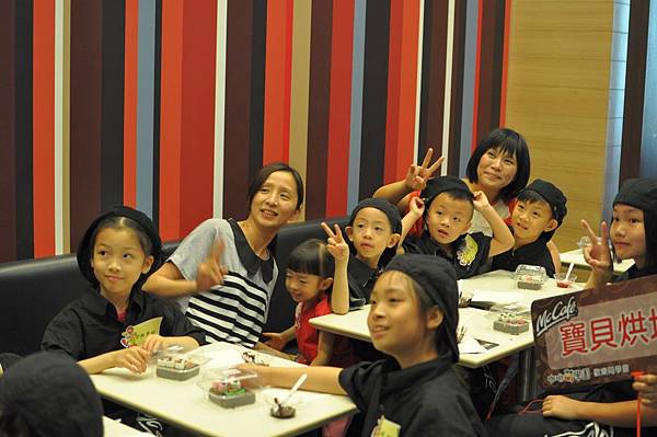 DSC_0098.JPG DSC_0098.JPG