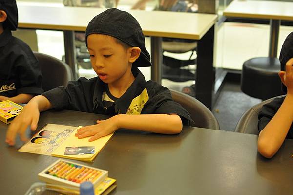 DSC_0104.JPG DSC_0104.JPG