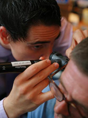 otoscope_1.jpg otoscope_1.jpg