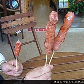 烤好的黑豬肉香腸 ~ 林場宜蘭伴手禮