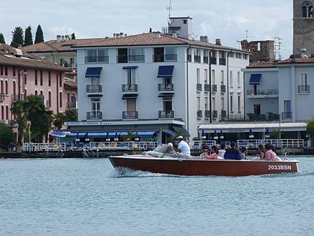 義大利 4 -- 美麗的湖畔小鎮 SIRMIONE