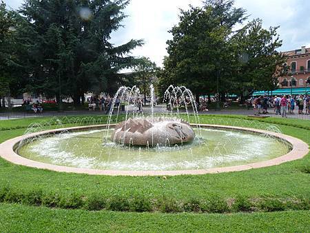 義大利 5 -Verona維洛娜 古城風味