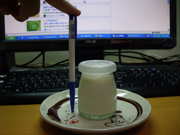 豆腐奶酪vs原子筆.JPG 豆腐奶酪vs原子筆.JPG