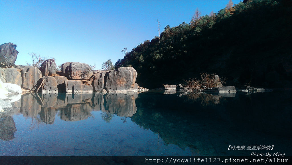 玉龍雪山-藍月湖2.jpg