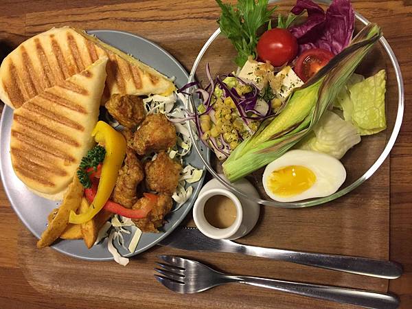 IMG_2445.JPG IMG_2445.JPG