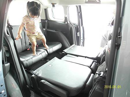 582608_451293701560923_540875935_n 582608_451293701560923_540875935_n