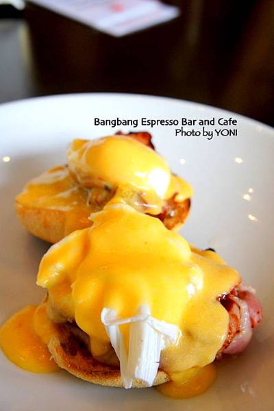 Egg benedict with toasted english muffins with 2 free range poached eggs,bacon & bangbang hollandaise sauce (AUD 16.50) Egg benedict with toasted english muffins with 2 free range poached eggs,bacon & bangbang hollandaise sauce (AUD 16.50)