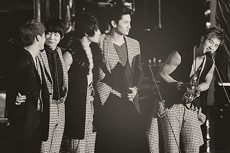 08-golden-disk-awards