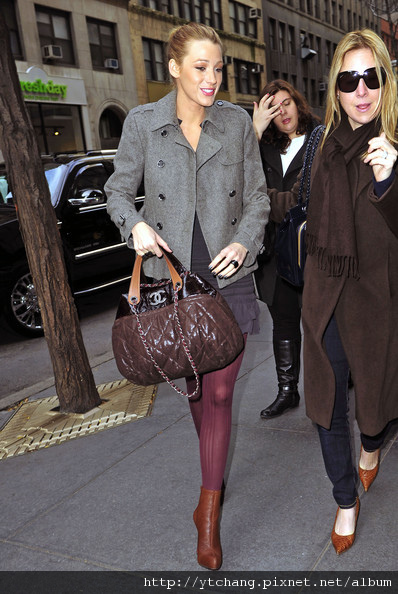 Blake+Lively+Handbags+wSSdfKJSlPCl.jpg