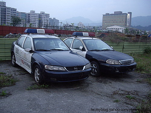 我们的警车---台湾通用/国产 opel vectra b 2.0