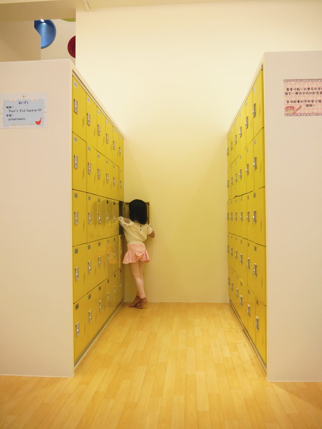 │台北。親子館│幼佑城堡。球池、音磚軌道溜溜球、攀岩、氣墊床、透明人體滾球 多元豐富的新遊樂體驗