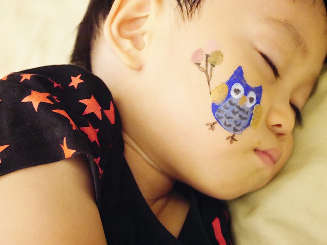 法國「namaki幼童天然彩繪組+可撕式水性指甲油+造型指甲貼紙」。萬聖節開趴「妝」很大!萬聖節、生日、Dress Code派對 法國「namaki幼童天然彩繪組+可撕式水性指甲油+造型指甲貼紙」。萬聖節開趴「妝」很大!萬聖節、生日、Dress Code派對