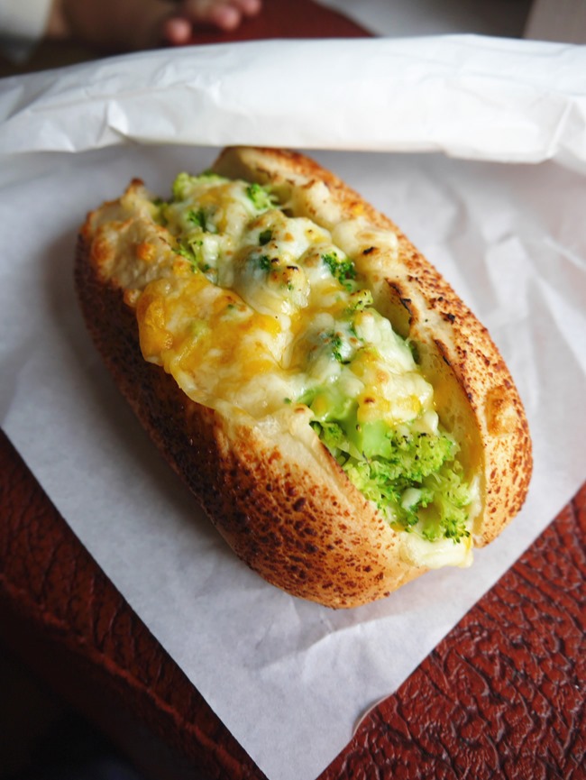 台中。親子餐廳│凹嗚親子主題樂園。密探維京風格堡壘。好吃、好玩還有玩具可帶回家哦! 台中。親子餐廳│凹嗚親子主題樂園。密探維京風格堡壘。好吃、好玩還有玩具可帶回家哦!