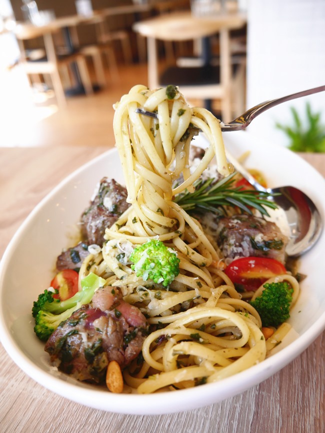 │食。台北天母│是美食也是一種生活享受的omo café早午餐／下午茶 