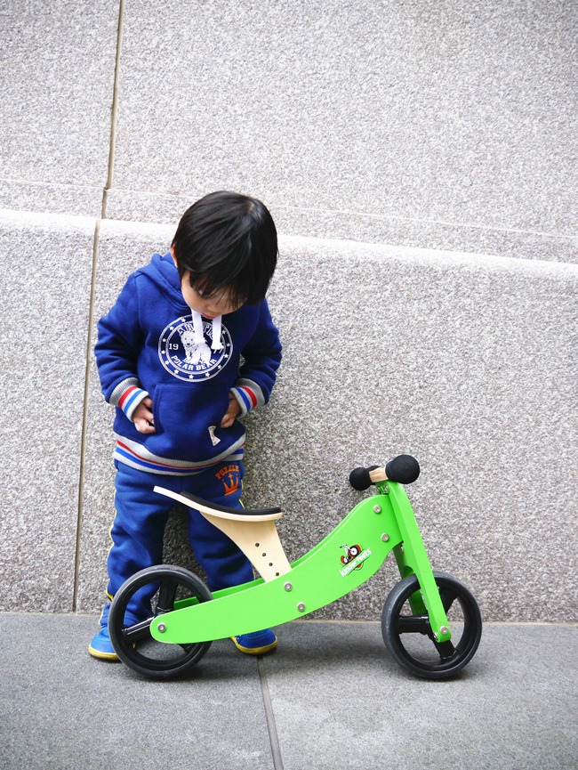 逗寶-美國Kinderfeets木製平衡滑步車-高CP值三輪變兩輪。平衡感有助於孩子肢體發展的第一步