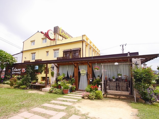 │食。頭份│儷池咖啡屋。自然鄉村童趣餐廳。草坪、餵魚親子近郊首選 │食。頭份│儷池咖啡屋。自然鄉村童趣餐廳。草坪、餵魚親子近郊首選