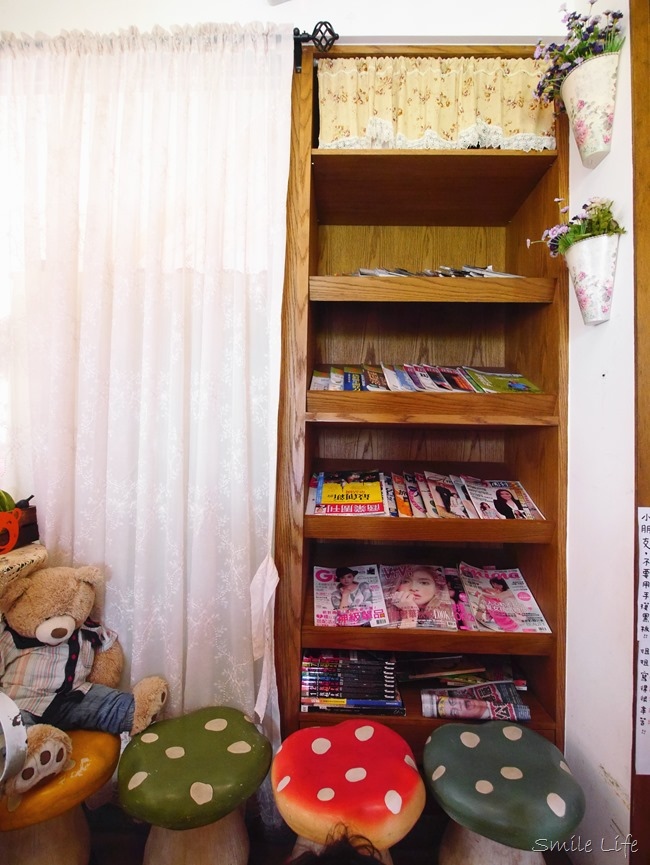 │食。頭份│儷池咖啡屋。自然鄉村童趣餐廳。草坪、餵魚親子近郊首選 │食。頭份│儷池咖啡屋。自然鄉村童趣餐廳。草坪、餵魚親子近郊首選