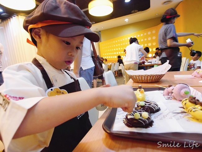 【親子體驗】Mister Donut小小烘焙師。幸福，就是要甜甜圈在一起