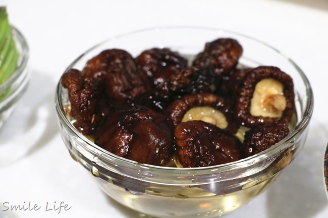 ▌食譜▌便當菜。無敵下飯「醬燒香菇雞腿」 ▌食譜▌便當菜。無敵下飯「醬燒香菇雞腿」