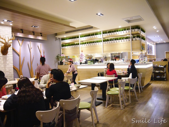 ▌樹林。親子餐廳▌小星球家庭餐廳-Little Planet。超具創意十大主題派對屋 專心吃飯也要盡情玩! ▌樹林。親子餐廳▌小星球家庭餐廳-Little Planet。超具創意十大主題派對屋 專心吃飯也要盡情玩!