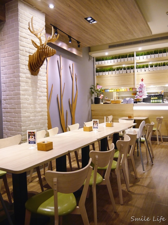 ▌樹林。親子餐廳▌小星球家庭餐廳-Little Planet。超具創意十大主題派對屋 專心吃飯也要盡情玩! ▌樹林。親子餐廳▌小星球家庭餐廳-Little Planet。超具創意十大主題派對屋 專心吃飯也要盡情玩!