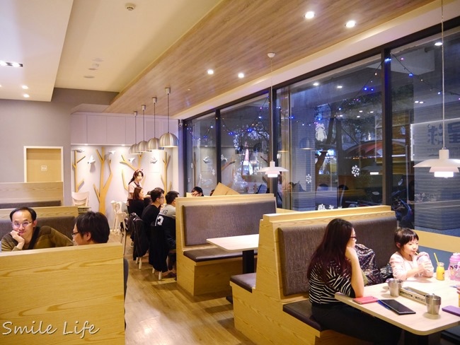 ▌樹林。親子餐廳▌小星球家庭餐廳-Little Planet。超具創意十大主題派對屋 專心吃飯也要盡情玩! ▌樹林。親子餐廳▌小星球家庭餐廳-Little Planet。超具創意十大主題派對屋 專心吃飯也要盡情玩!