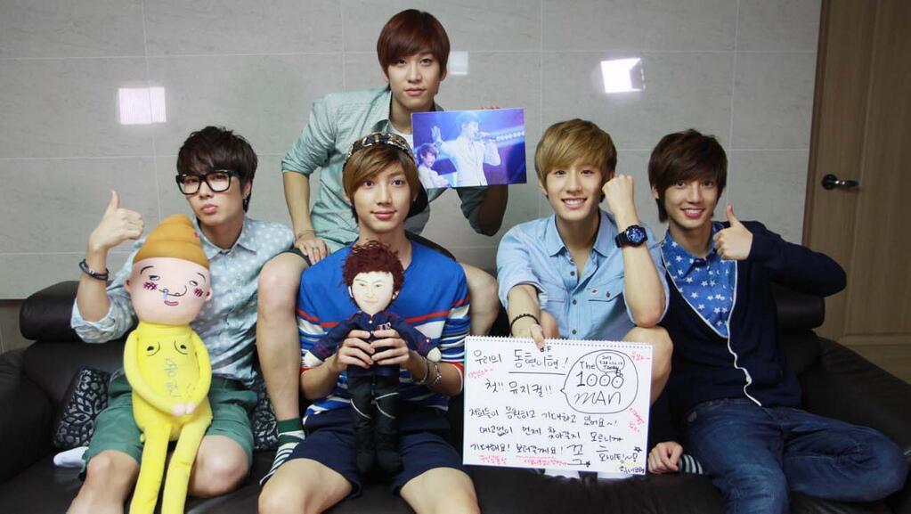 7b53ca25gw1e78kg43ey4j20sf0g1jta