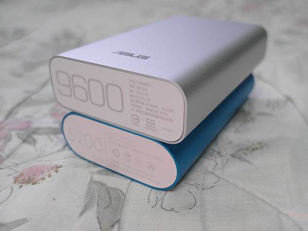 【開箱】小巧玲瓏 ASUS ZenPower 9600mAh