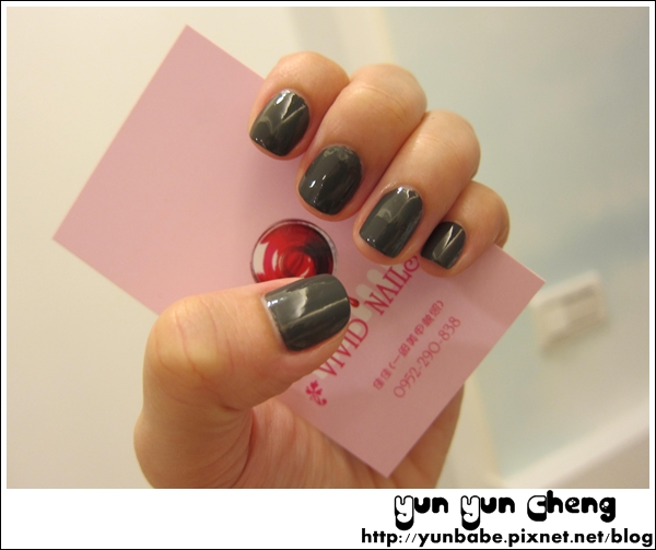 VIVID NAILS_7.JPG VIVID NAILS_7.JPG