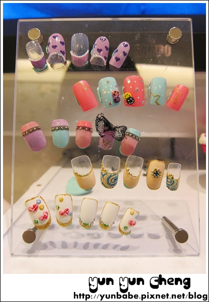 VIVID NAILS_23.JPG VIVID NAILS_23.JPG