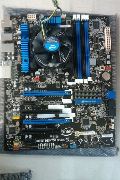 INTEL主機板