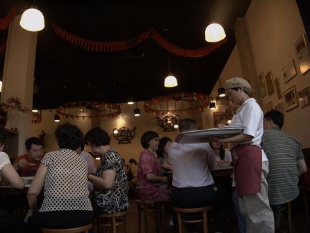 1328879932-137534823 Singapore-黃亞細肉骨茶Ng Ah Sio