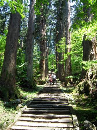 1339230171-1622303261 Tsuruoka-米其林三星景點 2446階的試煉/出羽三山神社的修行/國寶五重塔