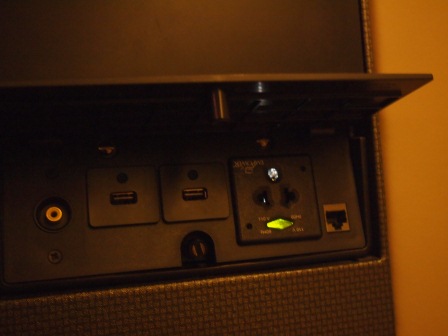 1342337894-841495507 新航A380初體驗 倫敦-新加坡(2012旋風歐洲五國之十二)